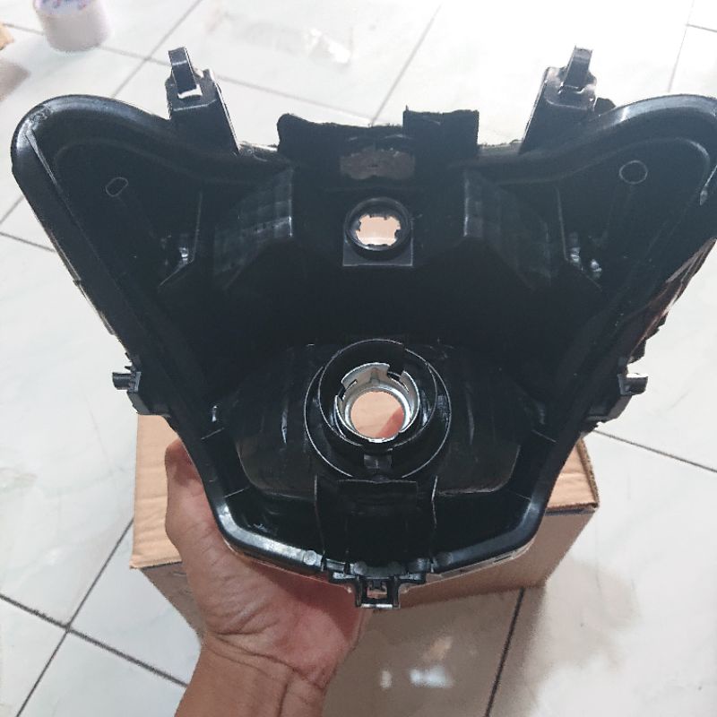 lampu depan reflektor honda Beat esp 2016 merk win 1 set