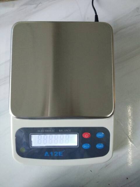 Timbangan Digital Akurasi 0.1g Max 10Kg Tipe DJ10001F