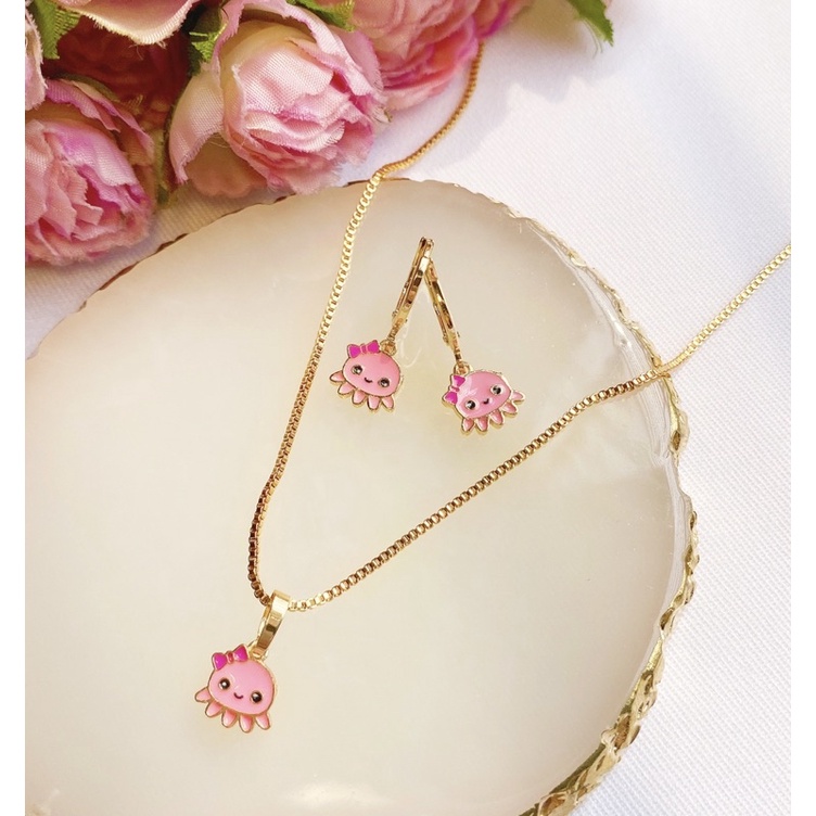 Set Perhiasan Anak Cute Pink Squid ( Kalung + Sepasang Anting)