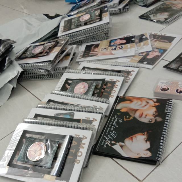 Taekook/Vkook/ V Jungkook fankit goods stuff Season Greetings & Birthday Project