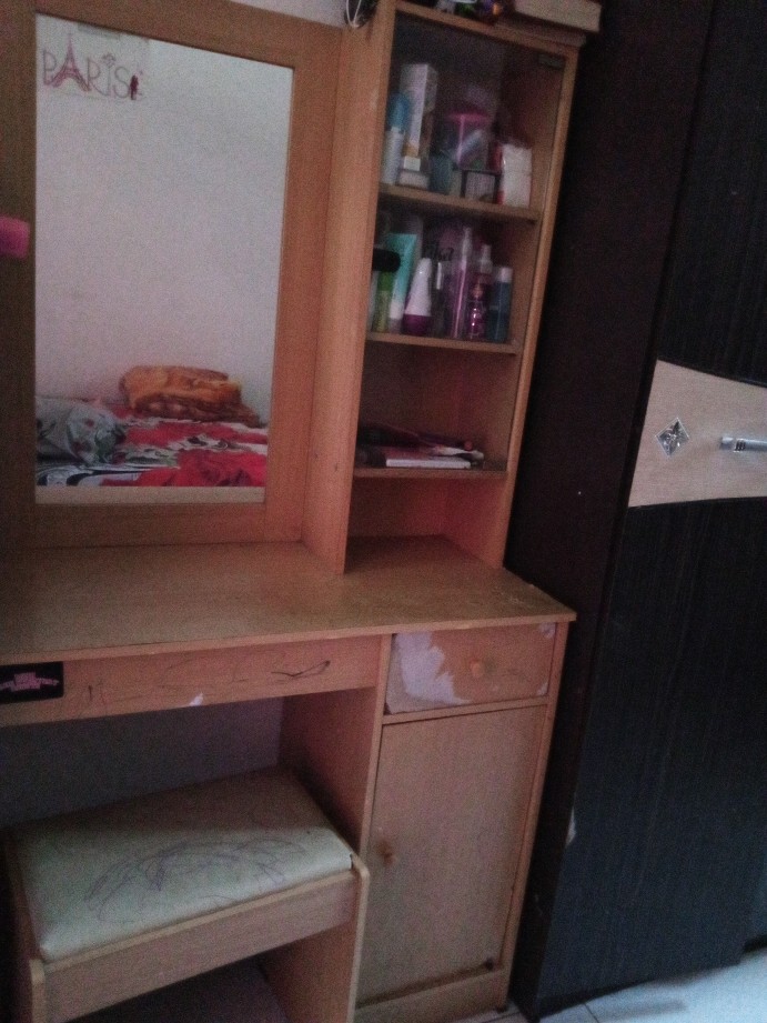 Benang Raja Tunik Batik Wanita Lengan Panjang Motif Daun Gugur