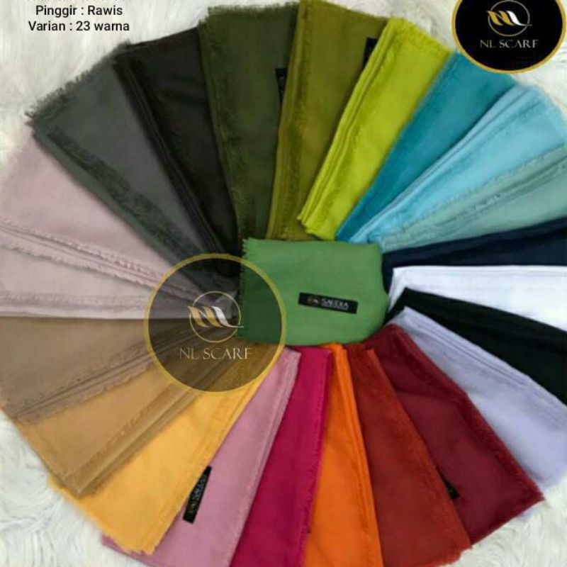 KERUDUNG SEGI EMPAT SAUDIA