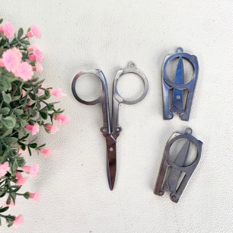 

GUNTING LIPAT BESAR PER PCS