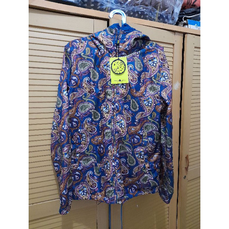 Zh pretty green paisley original