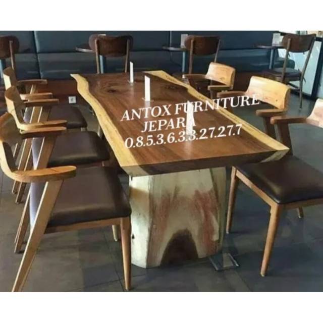 Meja makan kayu trembesi + 6 kursi mebel Jepara