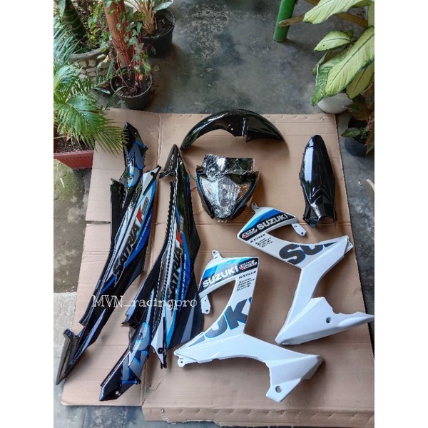 Cover body bodi dek full set fullset halus + striping SUZUKI SATRIA F FU FL FACELIFT 2015 hitam puti