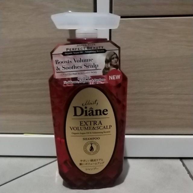 MOIST DIANE SHAMPOO