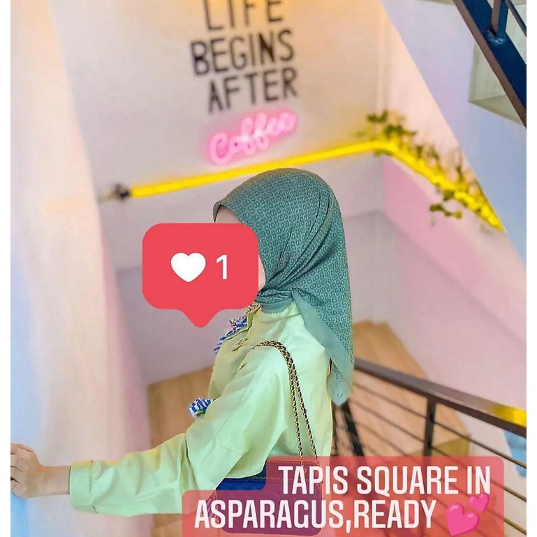 BUTTONSCARVES TAPIS SQUARE VOAL ASPARAGUS