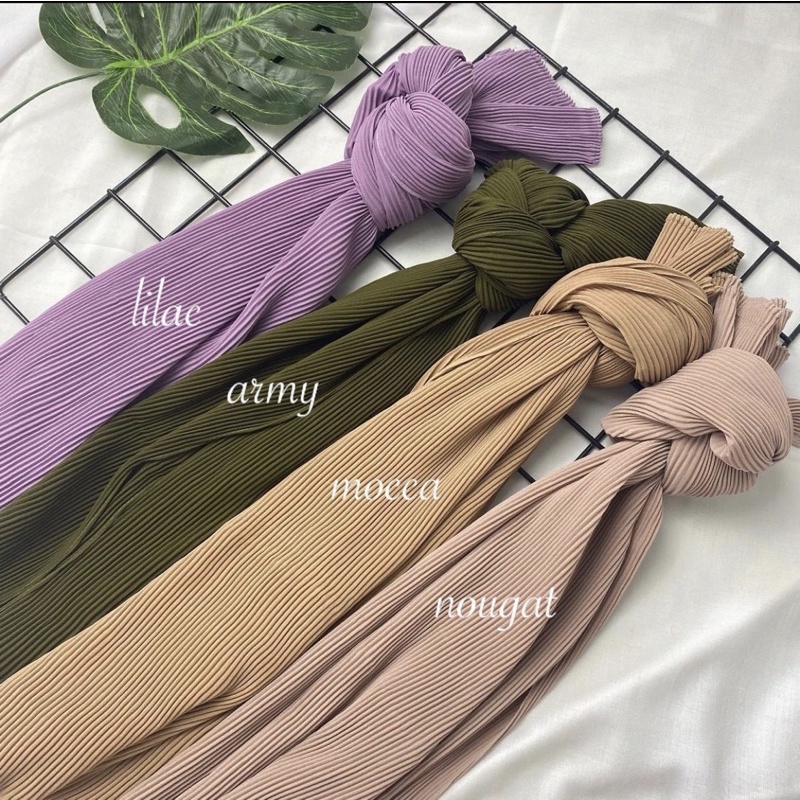 BEST SELLER Pashmina Plisket  Premium Quality Cerutty Babydoll 180 x 75 cm