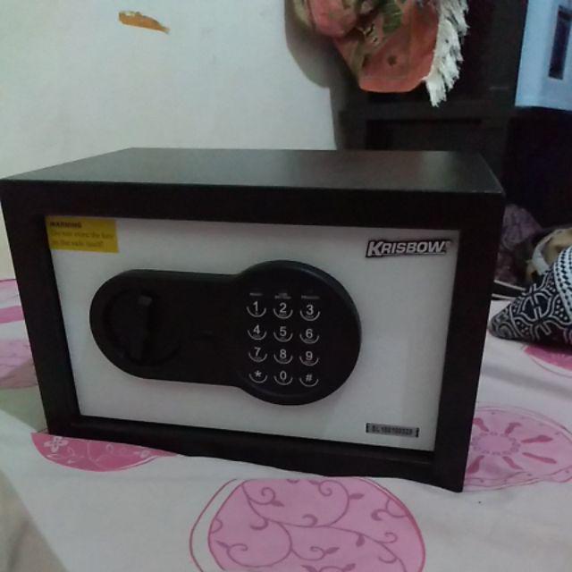 Brangkas Krisbow/brankas Krisbow/kotak Penyimpanan/safe Deposit Box