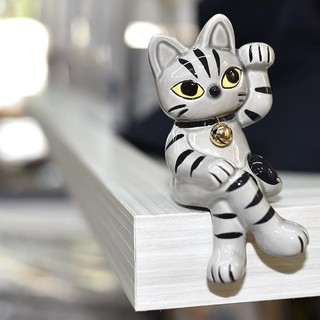 Ec168 Patung Tangan Jepang Model Mata Kucing Bahan Keramik  