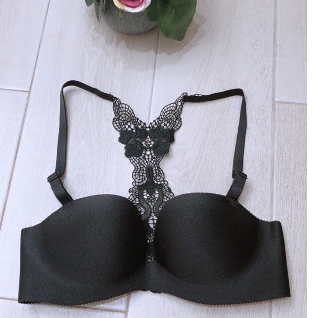 Bra Seamless Fashion (K-L16) Pakaian dalam wanita / busa push up dan berkawat