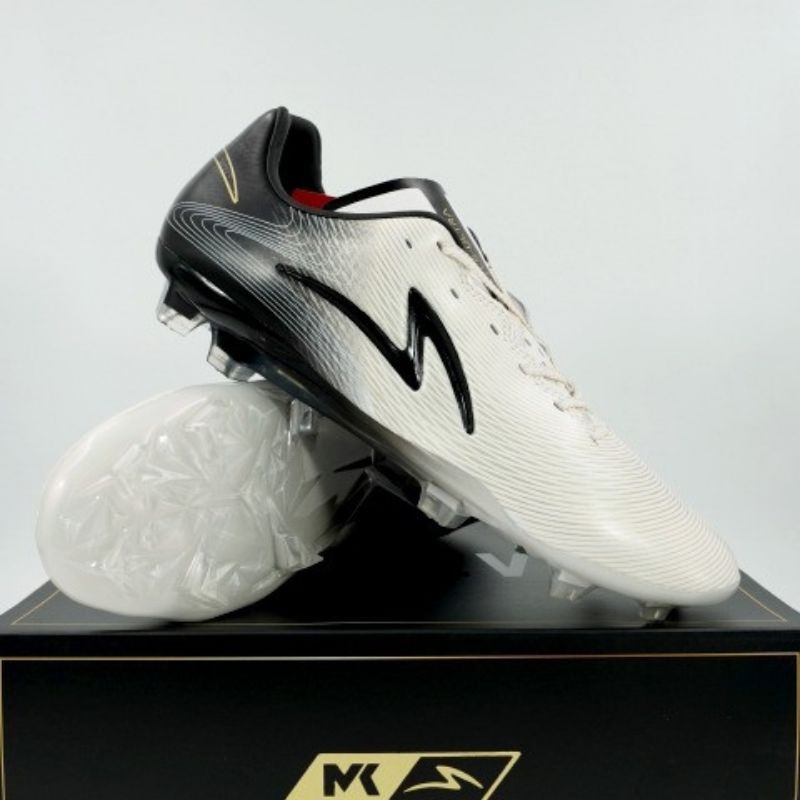 New. Sepatu Bola Specs LS Ultra FG Klok White Black Gold 101908 Original BNIB