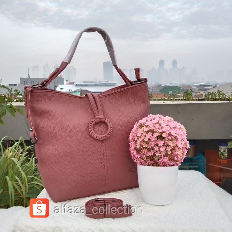 Tas Hobo tutup lilit  Bahan Kulit Jeruk