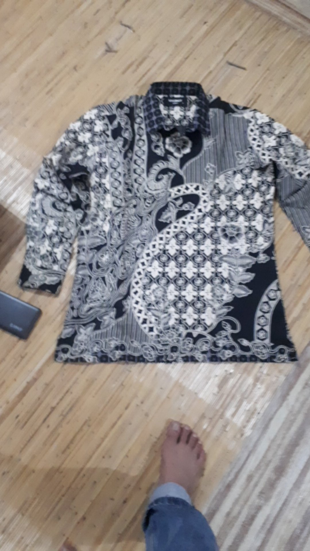 Maginot Kemeja Batik Pria Nirankara-ls Lengan Panjang