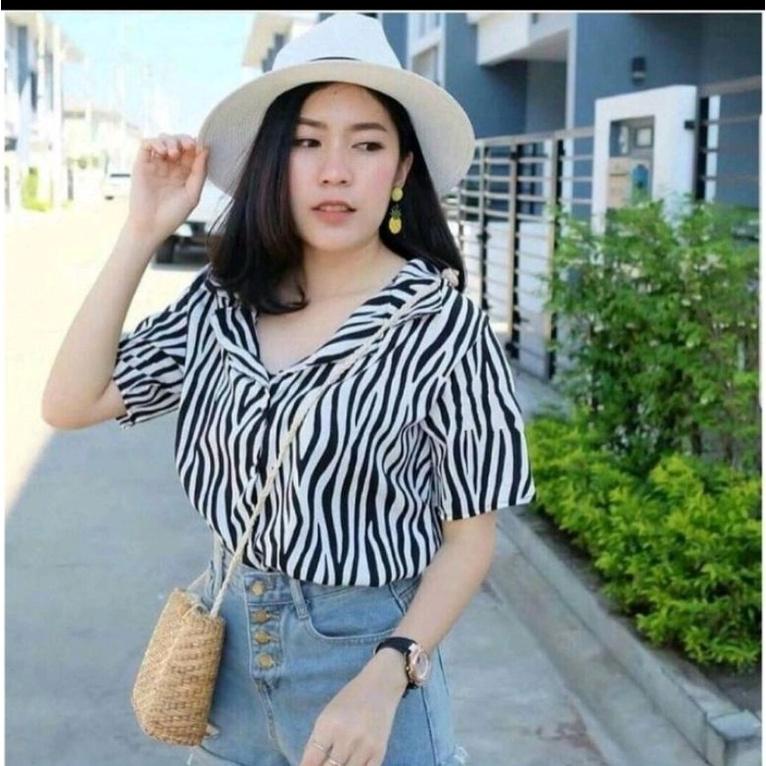 WFS88 Fashion Baju Kemeja Wanita Motif Zebra Lengan Pendek / KEMEJA LORENG ZEBRA / Kemeja Santai Cew