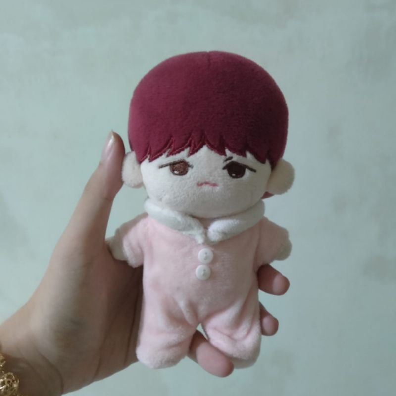 DOLL SUGA BTS 15 CM
