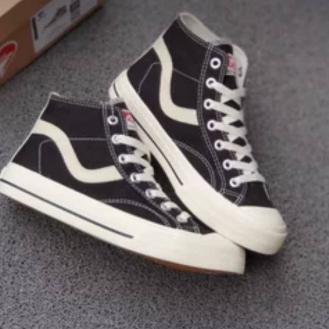 Sepatu Vantela High Ori