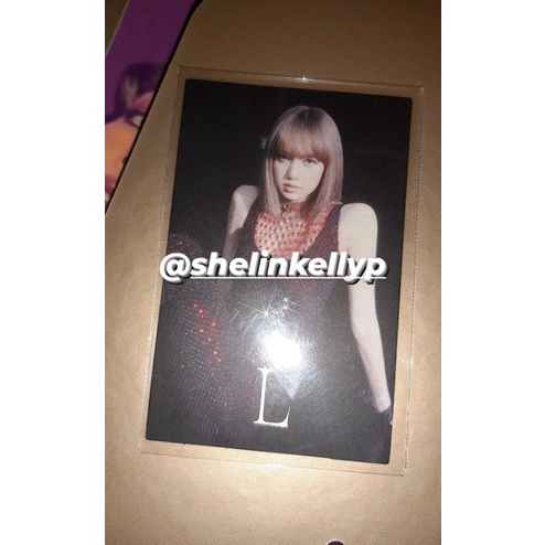 [BOOKED]Lalisa Rare Photocard (Gold Vers.)