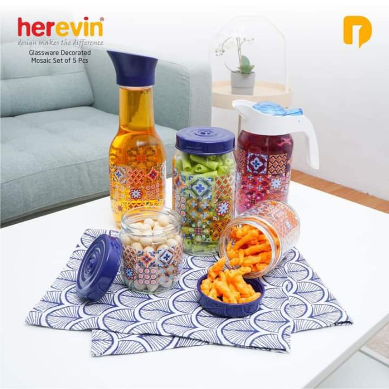 Toples Dan Jug  Herevin Glassware