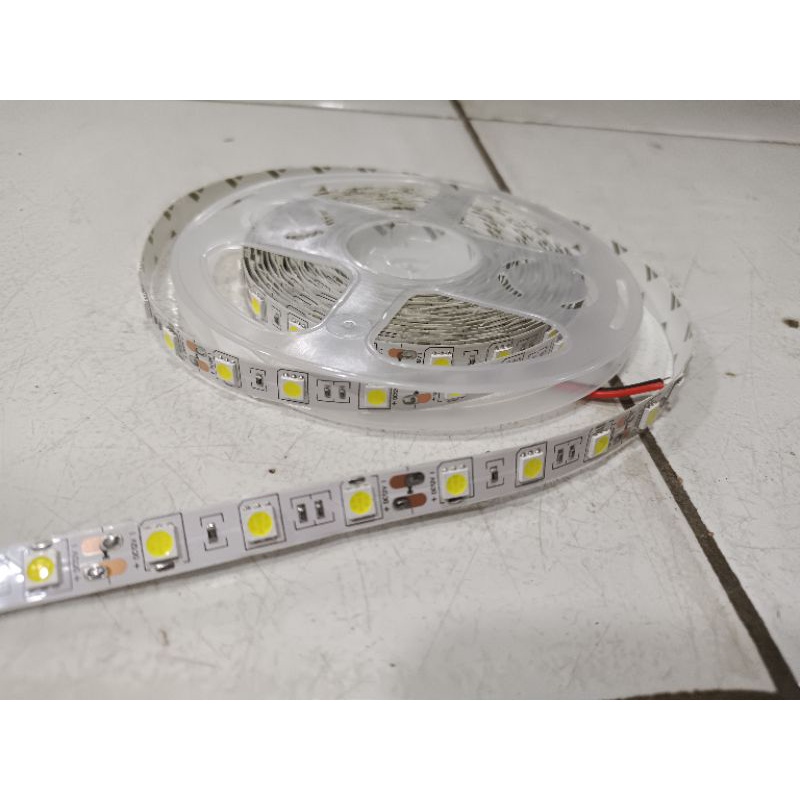 Led Strip ( Warm White - Putih - Biru - Pink)Mata Besar Non Gel 5Meter SMD 5050 DC 12V IP 33 / LED Plafon / Led Kitchen Set