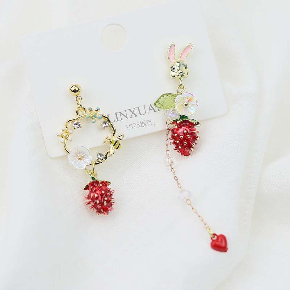 NEEDWAY Wanita Anting Menjuntai Manis Vintage Asimetris Untuk Perempuan Strawberry Drop Earrings