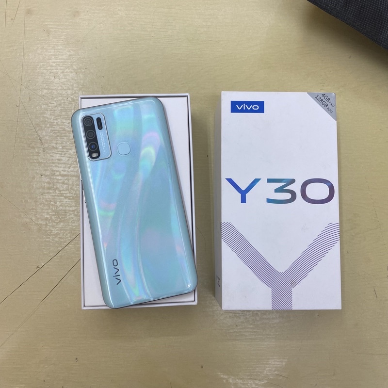 Second Vivo y30 4/128Gb garansi resmi vivo