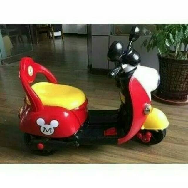 Mainan motor aki anak Pliko Motor Mini Scoopy