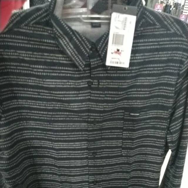 Kemeja lenagan panjang pria Volcom stone relief jaminan original