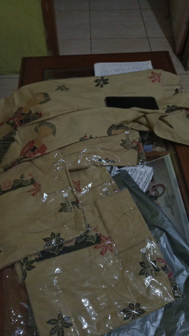 Atasan Batik Dolby Dolbi Dobby Doby Tenun Sutra Tulis Halus Katun Atbm Baron ,sarombit Atasan Dengan