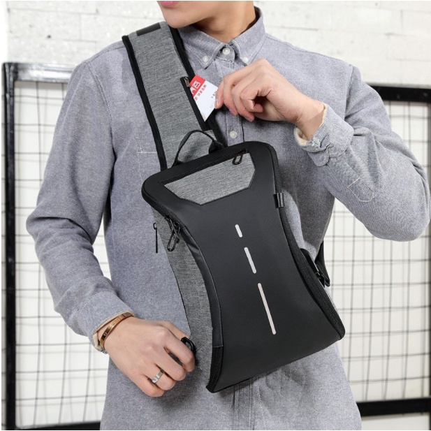 Tas Kecil Pria / Tas Satu Tali / Sling Bag / Tas Selempang Pria Keren Dengan Slot USB / Tas Dada / C