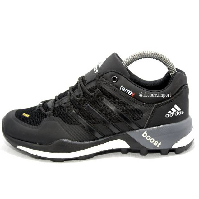 Ready Sepatu Adidas Boost Terrex black import