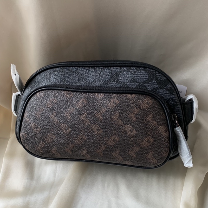 COACH HITCH BELT BAG IN SIGNATURE CANVAS WITH HORSE AND CARRIAGE PRINT (C1063)