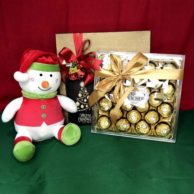 

CHRISTMAS SPECIAL FERRERO ROCHER W SNOWMAN HAMPERS / GIFT / KADO NATAL DC452CD3