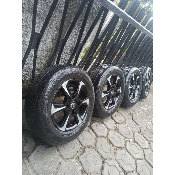 4 velg R14 PCD 114+Ban 185/70 80% Bridgestone avanza xenia futura carry kijang panther ss aminity estem