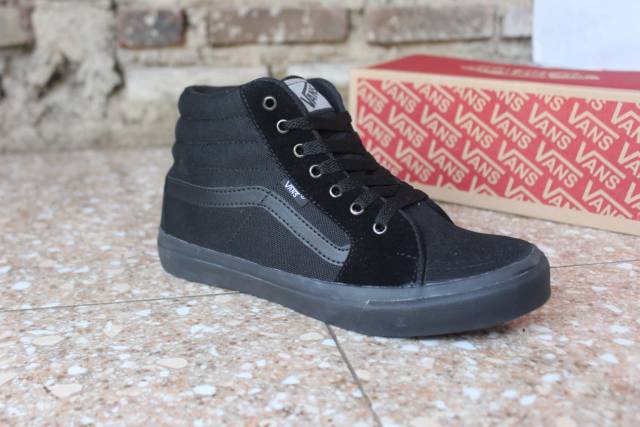 Sepatu vans sk8