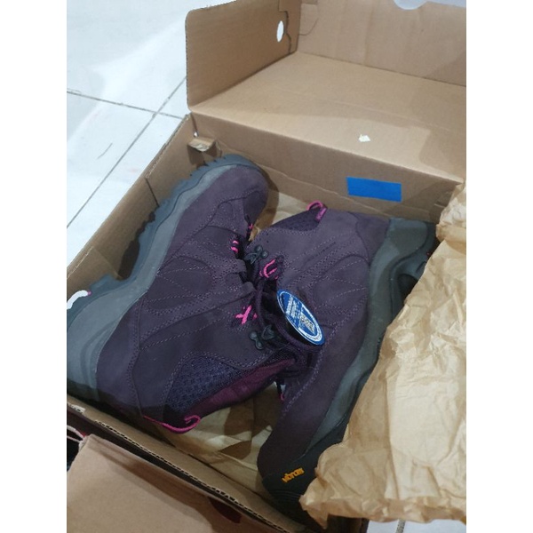 Sepatu Outdoor Hiking Columbia Baru Women Shoe Trail Run