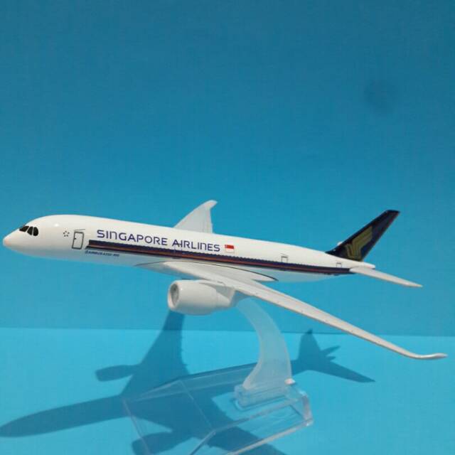 Miniatur diecast pesawat SINGAPORE AIRLINES