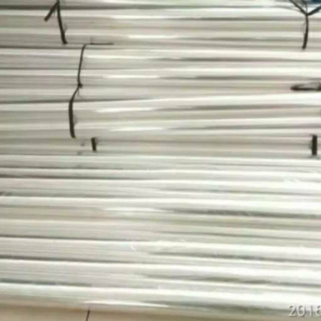 

Plastik bening opp roll parcel parsel 100 cm x 50 m . Plastik kaca opp roll 50 m .plastik bunga . plastik parcel parsel. plastik opp lintingan 50m