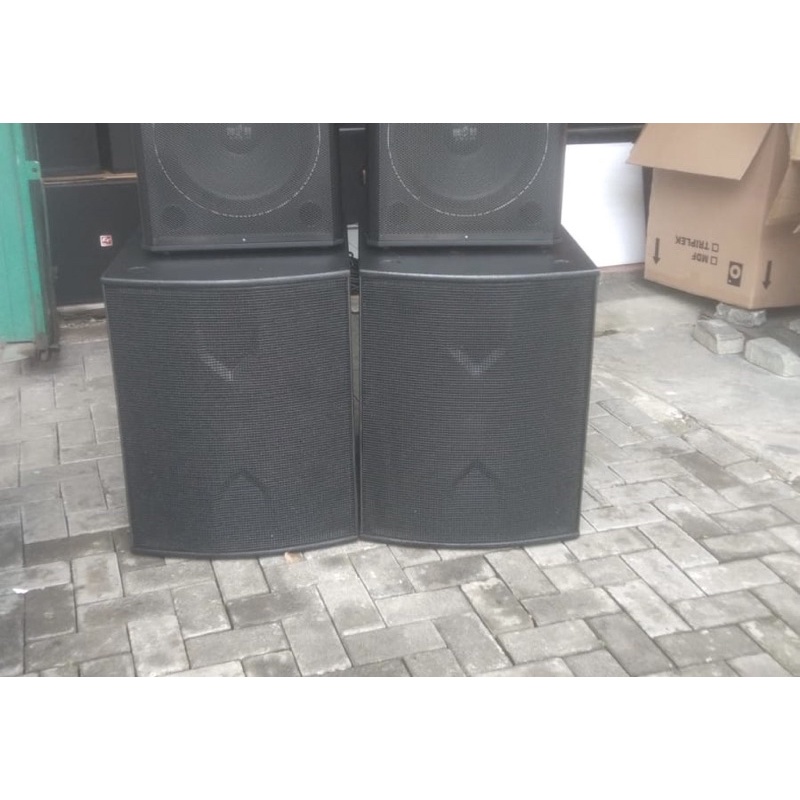 SUBWOOFER SINGLE 18 INCH PASIF
