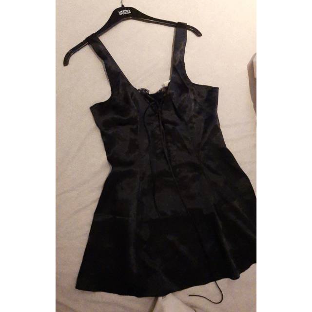 PRELOVED VICTORIA'S SECRET SATIN SLEEPWEAR