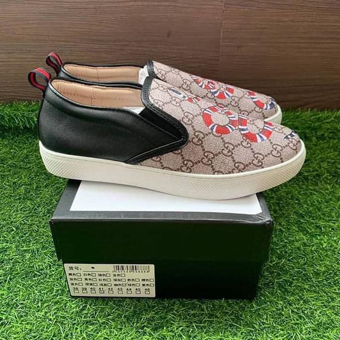 Pengiriman Cepat dan tepat Gucci slip on Snake Premium PROMO