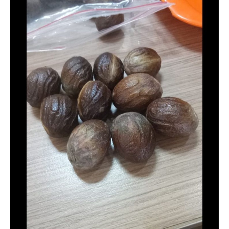 

biji pala kering