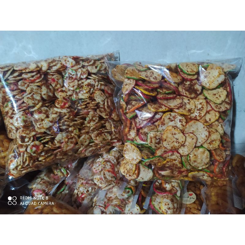 

KERUPUK SEBLAK EXTRA MAKNYUZZ 250gram