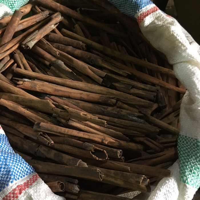 

Roxx.ea - .ea - .ea - Kayu Manis Batang 1Kg