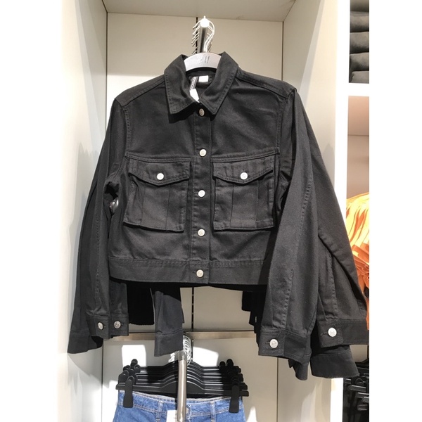 H&M Women’s - Jaket denim crop top warna hitam