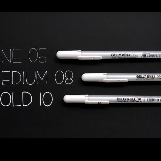 

vub -19 Sakura Gelly Roll White Pen Classic SATUAN Pena Ballpoint Gel Putih Highlighter Myarts ☼