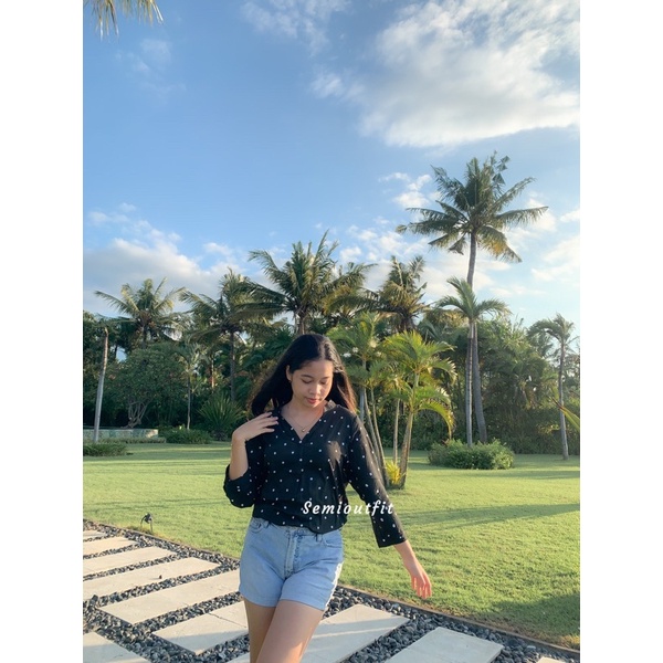 Kemeja basic // kemeja oversize // korean look casual-Hitam polka