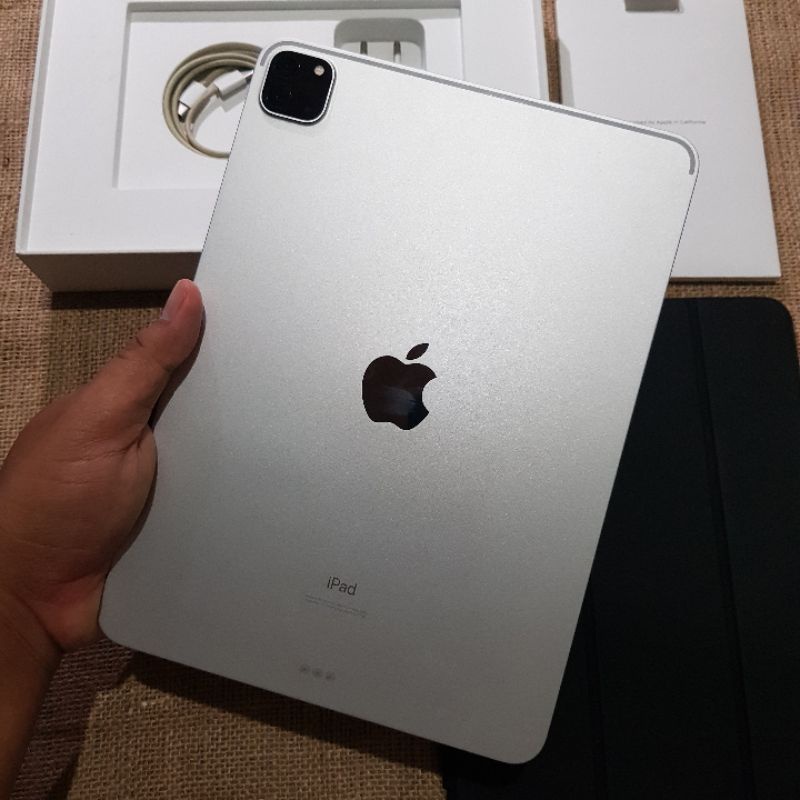 #147 Ipad Pro 2020 Silver 128 Ibox Garansi 19 May 2022BH Normal%