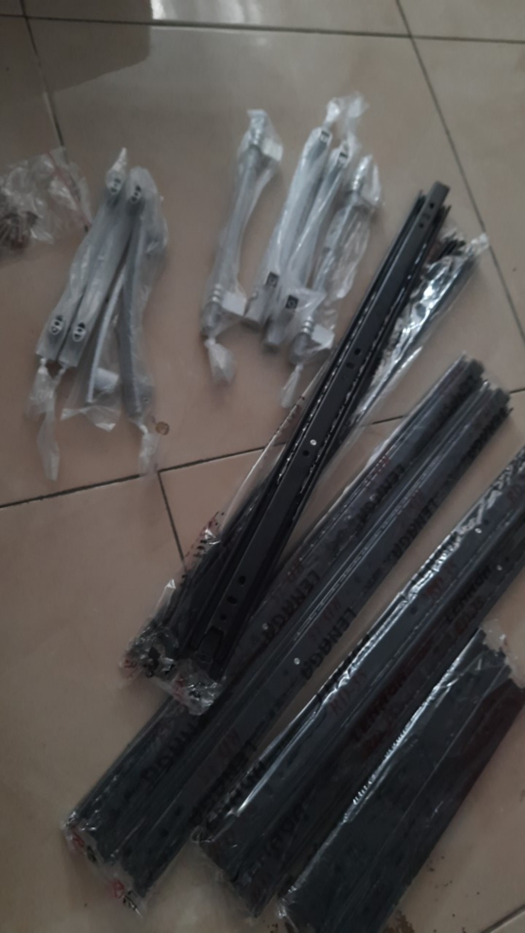 Handle Lemari Pegangan Plastik Bintik Chrome 96 160 Bukan Aluminium Huben 211